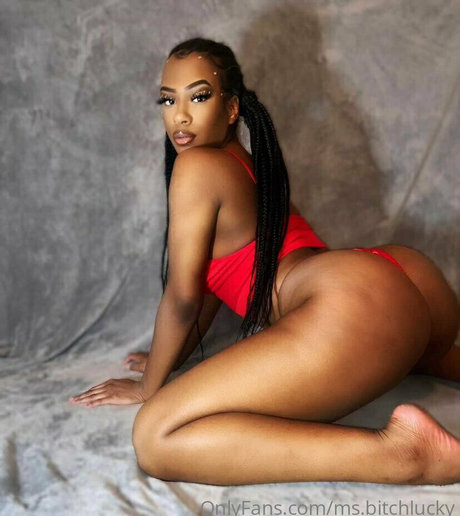ms bitchlucky onlyfans naked leaks