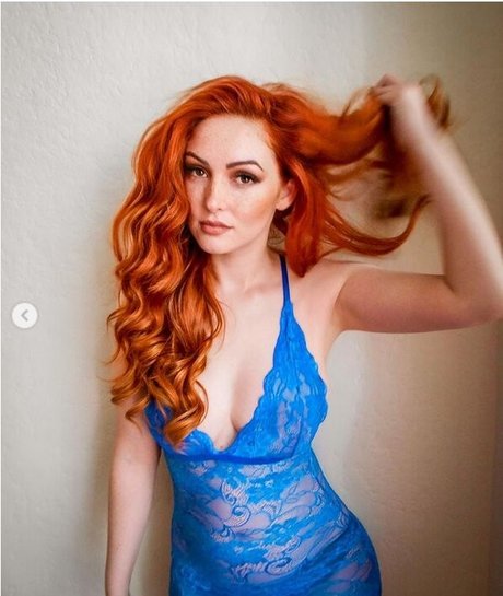 Nicole Simone onlyfans fuck