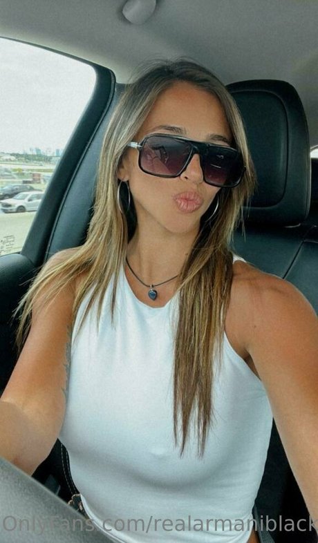 realarmaniblack onlyfans leaj