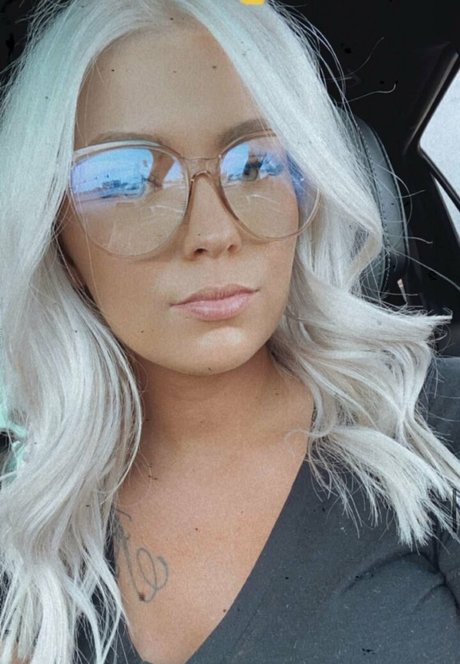 mkmama96 onlyfans leak ass