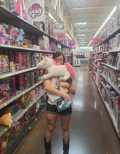 visceralvixen69 onlyfans leaked photos