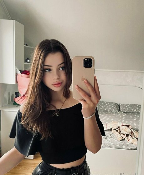 rosamelloveyou naked onlyfans leaked