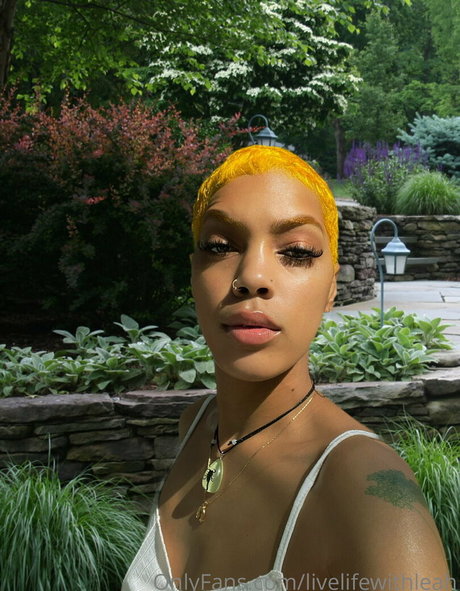 leahsade onlyfans leaked sex