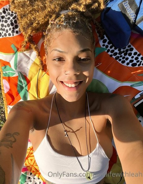 leahsade onlyfans pics leaked