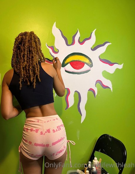 leahsade leaked naked onlyfans