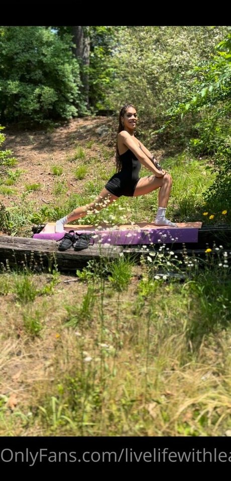 leahsade onlyfans hot