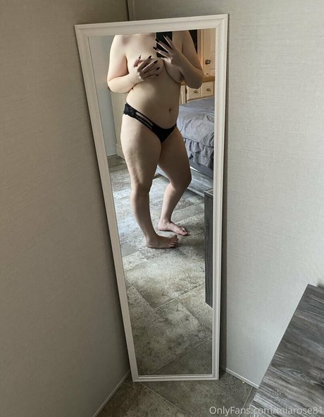 milf glasses onlyfans sexy xxx pic