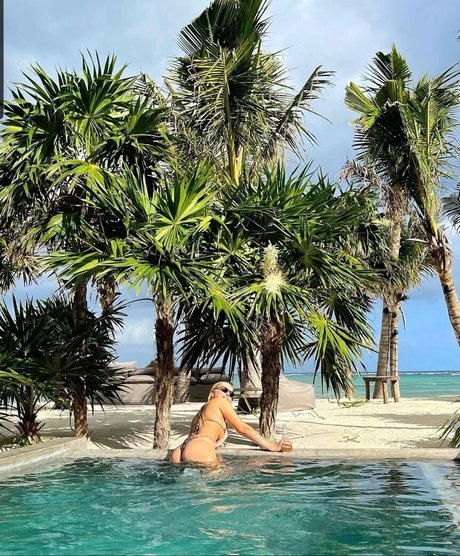 Violet Benson onlyfans public photos