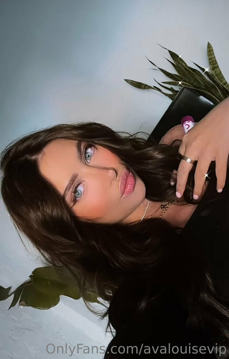 avalouisevip only fans leak nude
