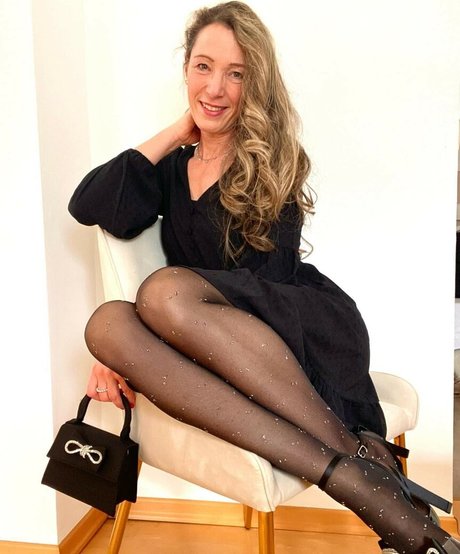 mom74fashion onlyfans public photos