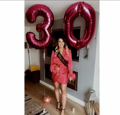 Lauren H onlyfans pics leaked