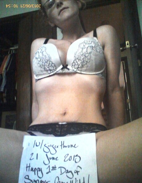 gingerthrone leaked nude onlyfans