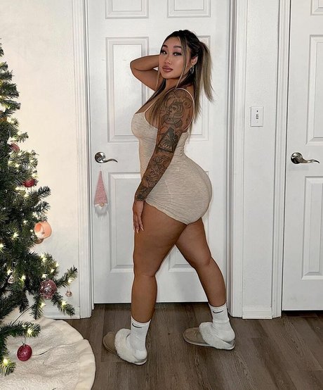 ilikekandyy onlyfans leaked tits