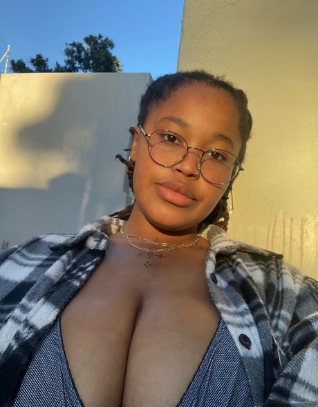 arielcosmo onlyfans hot