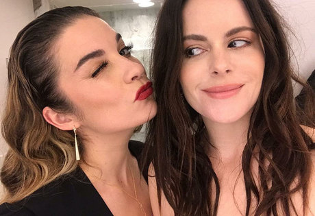 Annie Murphy onlyfans leaked