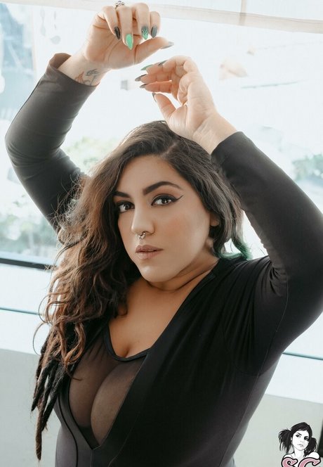 Arthemis is on onlyfans