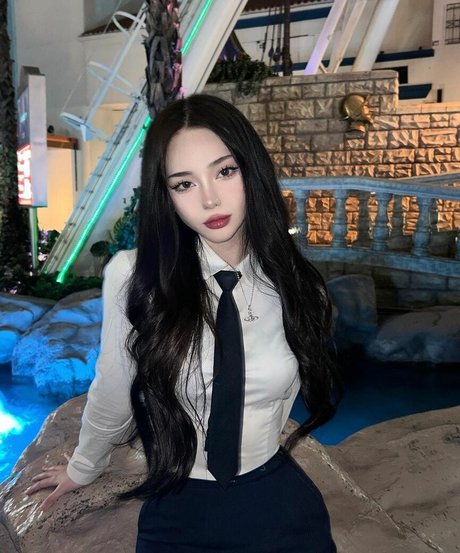 Yuna1 27 leaks only fans