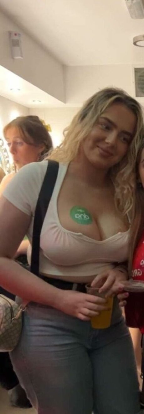 Megan Mcdonnell naked on onlyfans