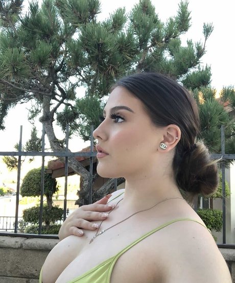 mamibree only fans leak nude