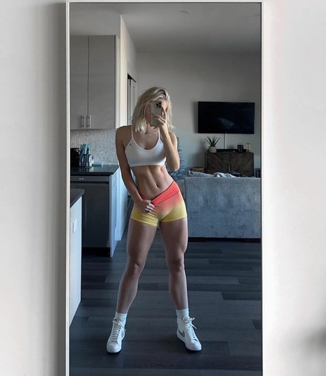 Annabel Lucinda naked onlyfans pics