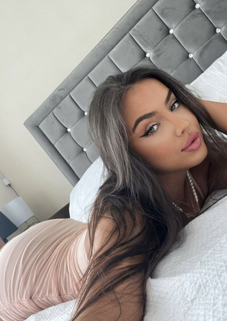 itsangelinabae porn onlyfans