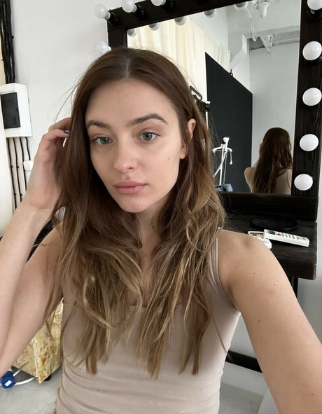 Young Polly onlyfans leakes