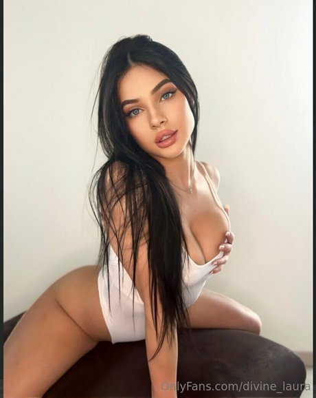 divine laura onlyfans leaks