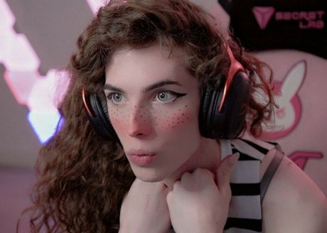 ASpicyCow onlyfans topless