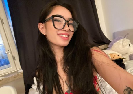 asianiina onlyfans tits