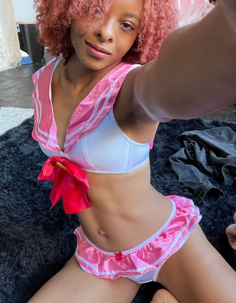 milasapothecary onlyfans porn nude