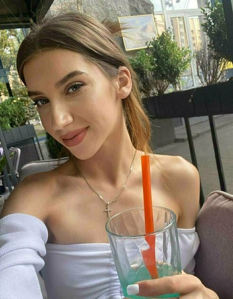 tessie free Profile pic