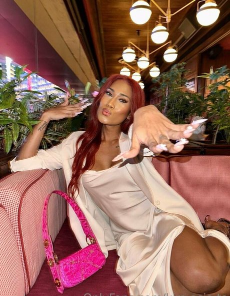 kira asia ts onlyfans leak