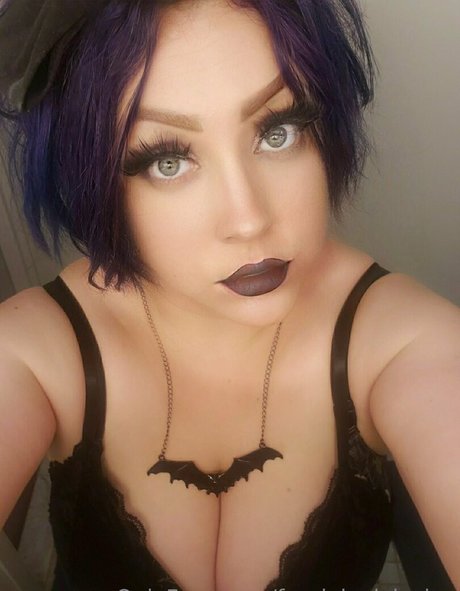 frauleinvivicalee only fans nudes