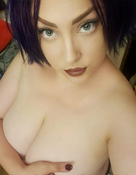 frauleinvivicalee nude leak onlyfans