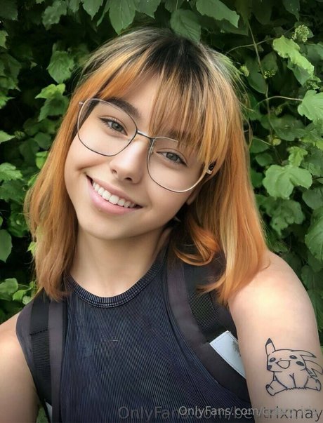 curvy iris only fans