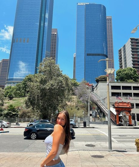 Elyssa Williams onlyfans fuck