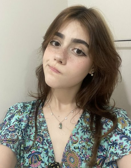 Isabella Angelina free only fans