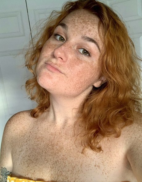 Freckled Baby onlyfans leaked photos