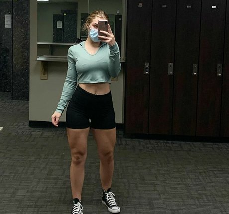 Alysia Kelley onlyfans pictures