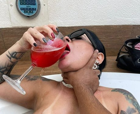 Debora Caetano only fans leaks