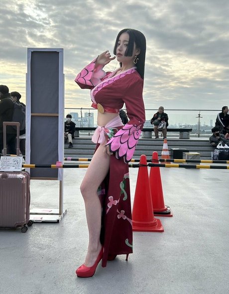 _xxkhyn joi onlyfans