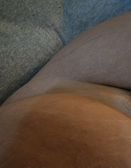 misskittyhellebore tits onlyfans