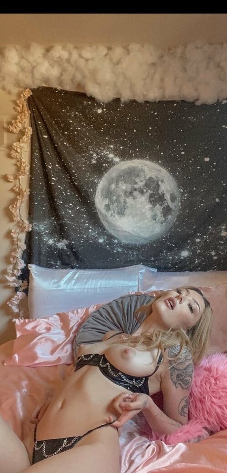 michelle818 onlyfans leaked pics