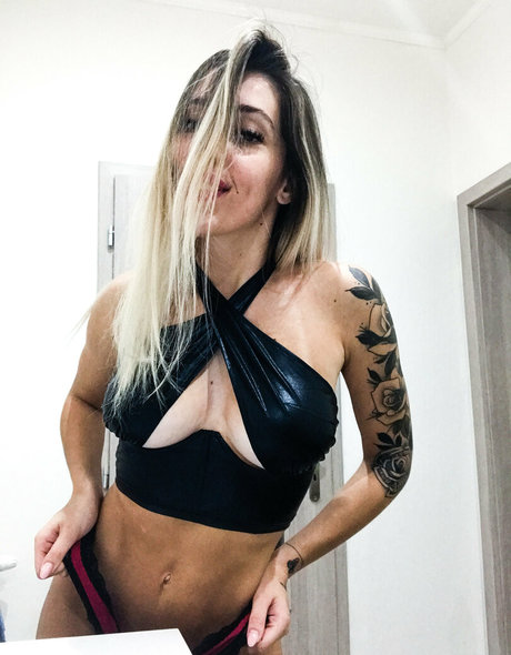 fitnessblondiefree onlyfans leaks nude