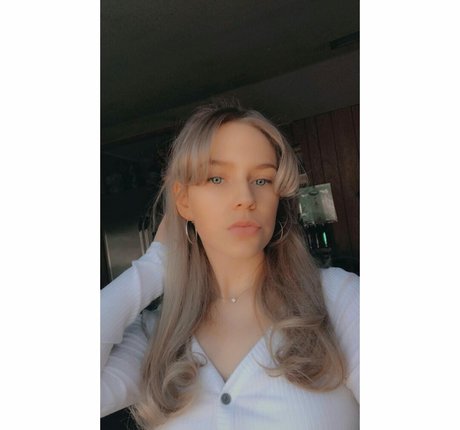 Alyssa Bryanne xxx onlyfans