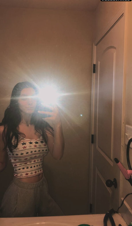 Savannah Colver pics onlyfans