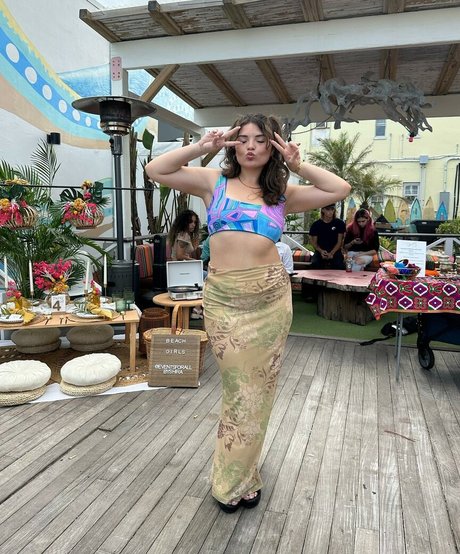 Alondra Larson onlyfans leaks porn