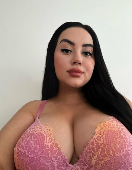 lifeofroseee onlyfans content