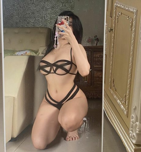 Juu Lynn only fans pic