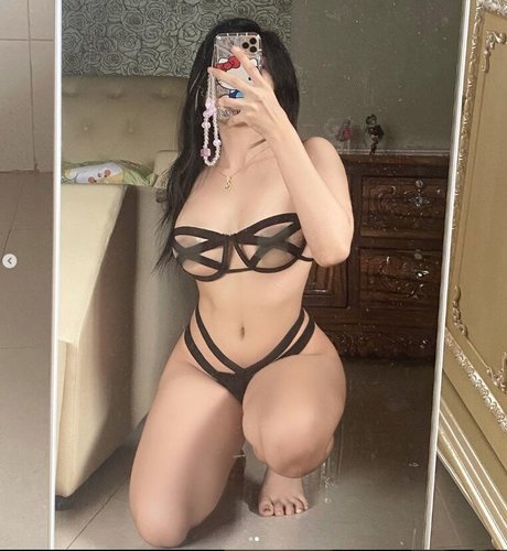 Juu Lynn only fans pics